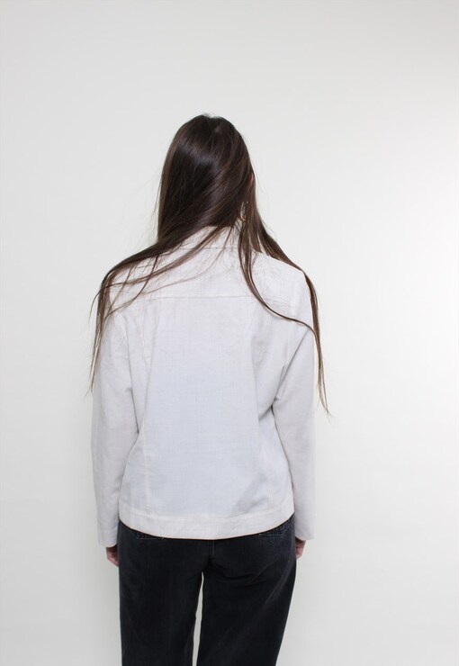 garment image