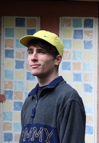 VINTAGE 90S YELLOW NIKE CAP
