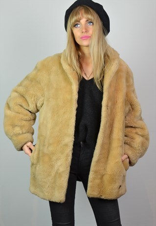 VINTAGE 60S GOLDEN BLONDE FAUX FUR JACKET / COAT