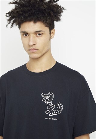 SNAPPY BLACK TEE