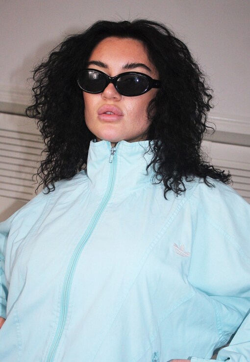 garment image