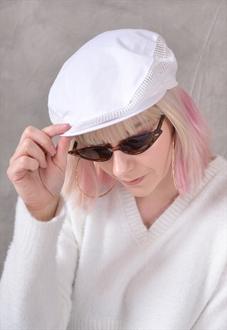 VINTAGE FLAT CAP IN WHITE