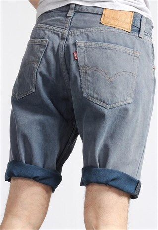 VINTAGE LEVI'S DENIM SHORTS