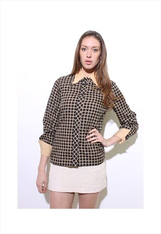 VINTAGE 1970'S 70'S BLACK & TAN CHECKERED BUTTON BLOUSE M-L