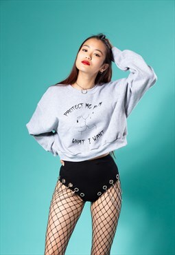 Cropped Sweater in grey with girl power print