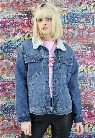 VINTAGE 80S MID BLUE SHERPA LINED DENIM HOODED JACKET.