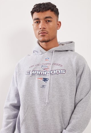 VINTAGE REEBOK NEW ENGLAND PATRIOTS HOODIE