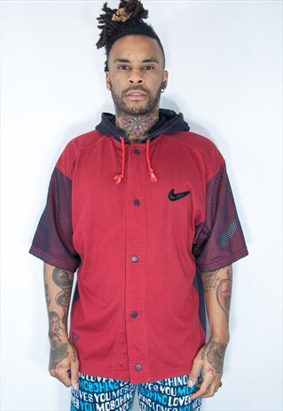 NIKE SHORTSLEEVE EMBROIDED HOODIE