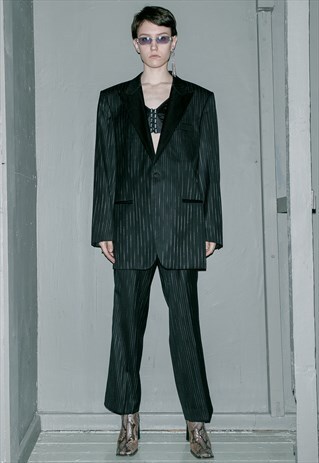 HUGO BOSS VINTAGE SMOKING SUIT / UNISEX