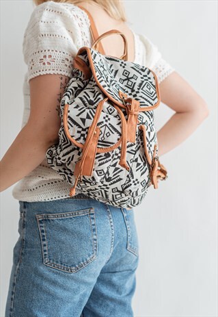 VINTAGE 70S BOHO RUCKSACK IN AZTEC PATTERN