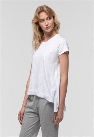 SIDE SPLIT TEE IN WHITE