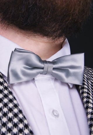VINTAGE SILVER BOW TIE