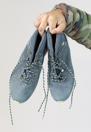 VINTAGE HELLY HANSEN WEATHERPROOF LEATHER SHOES