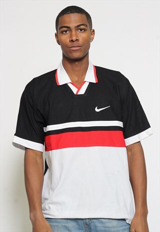 VINTAGE NIKE FOOTBALL SHIRT