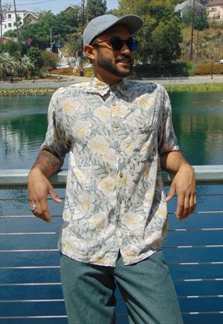 90S LUXURY HAWAIIAN FLORAL PALM LEAF PATTERN SHIRT MEDIUM