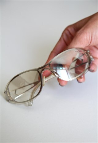 VINTAGE CHROME FRAME, ULTRA LIGHT GREY LENSES