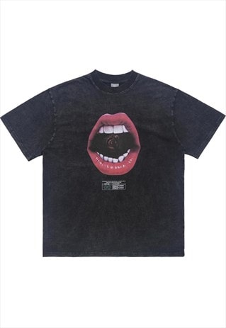Mouth print t-shirt grunge lips tee kiss top vintage black