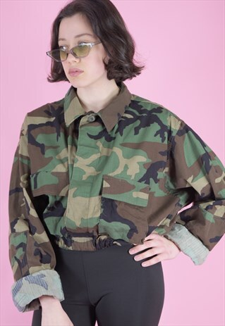 VINTAGE REWORKED CROP JACKET ORIGINAL US ARMY IN GREEN CAMO