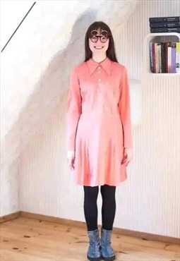 Light orange long sleeve knitted dress with pointed collar