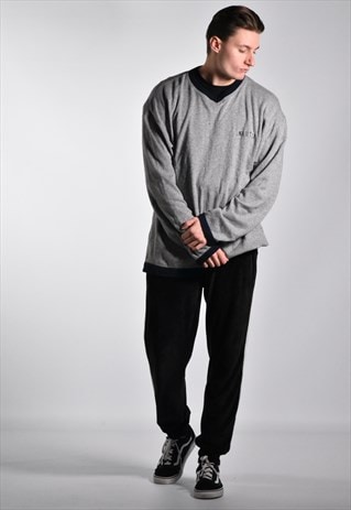 VINTAGE 1990S NAUTICA SWEATSHIRT