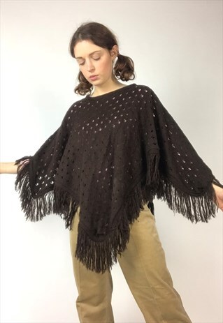 90S DOES 70S BROWN CROCHET FRINGE PONCHO
