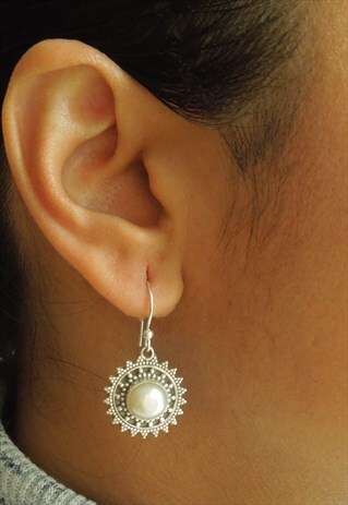 STERLING SILVER AND REAL PEARL VINTAGE LOOK EARRINGS