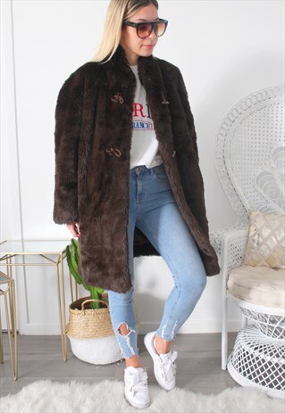 VINTAGE FAUX FUR COAT