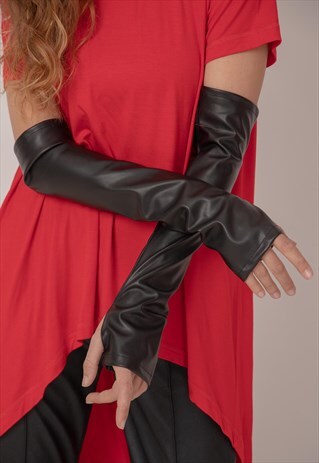 LONG FINGERLESS GLOVE IN FAUX LEATHER