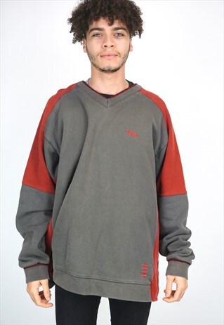 VINTAGE 90'S FILA SWEATSHIRT