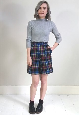 VINTAGE 90'S BLUE AND GREEN TARTAN SHORTS