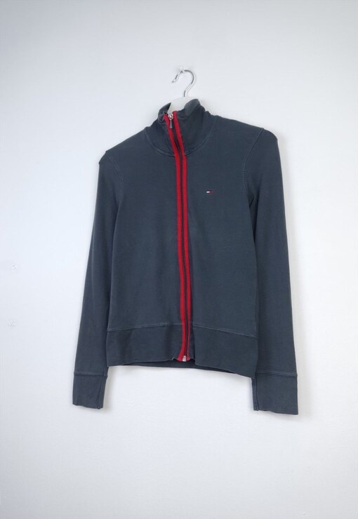 garment image