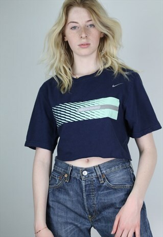 VINTAGE 90S NIKE PRINT CROP TOP