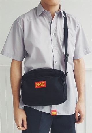 WIDE CROSSBODY REPORTER BAG BLACK