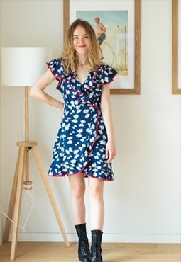 Blue frill dress with white ribbon pattern