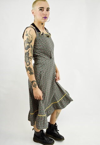 VINTAGE 80S DITZY FLORAL PRINT MIDI LENGTH DRESS
