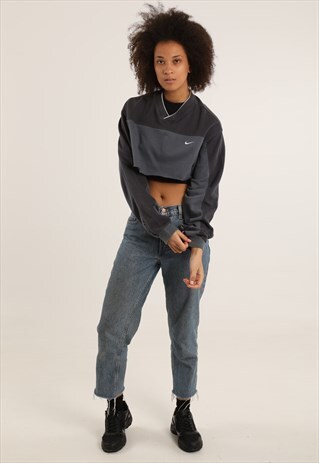 VINTAGE NIKE EMBROIDERED LOGO CROPPED SWEATSHIRT