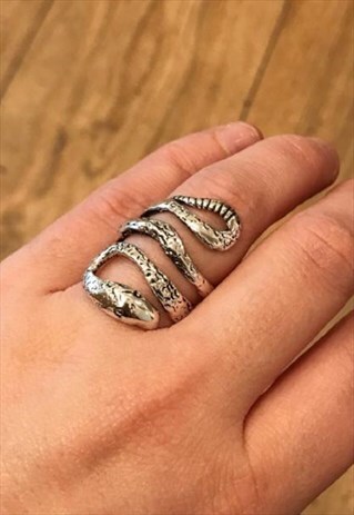 COIL SNAKE SILVER RING