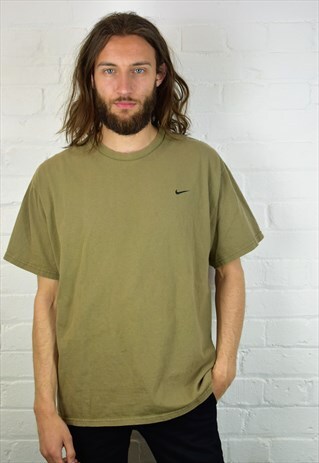 VINTAGE 90'S NIKE T-SHIRT