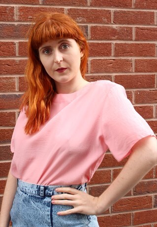 VINTAGE 80'S PASTEL PINK SILK TOP T SHIRT WITH SHOULDER PADS