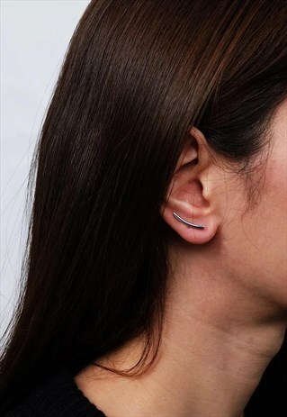 BAR CURVED STERLING SILVER EARRING