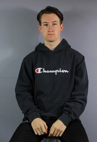 VINTAGE CHAMPION HOODIE IN NAVY BLUE WITH EMBROIDERED SPELLO