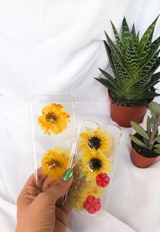 IPHONE 7 AND IPHONE 8 PRESSED FLOWER CASES/ COVERS