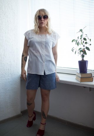 VINTAGE 90'S WHITE BUTTON UP BLOUSE