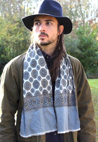 VINTAGE 70S MOD PAISLEY SCARF - SAMMY - INDIE