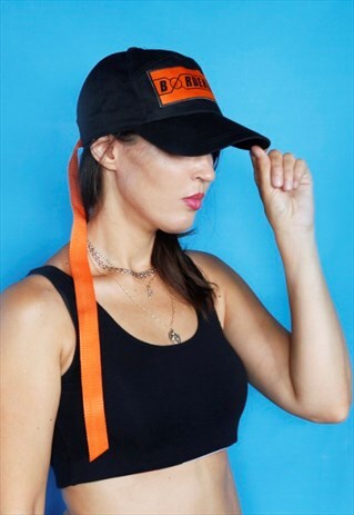 UNISEX BLACK CAP WITH ORANGE LOGO PATCH