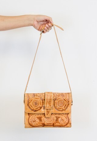 VINTAGE ETHNIC BROWN TOOL/EMBOSSED LEATHER SHOULDER BAG