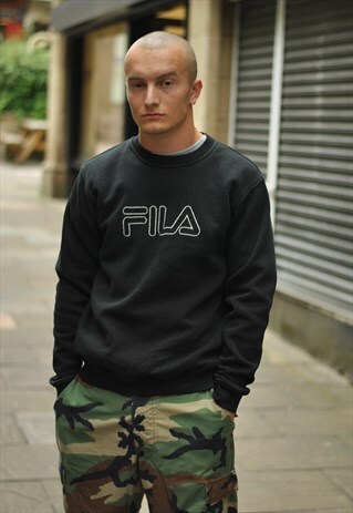 90S FILA SPELL OUT SWEATER