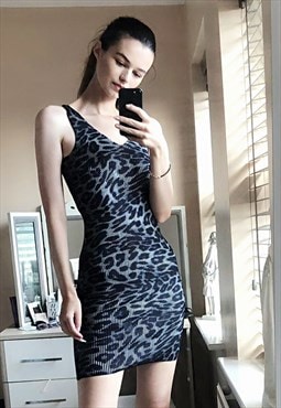 Sleeveless Bodycon Dress in Sliver Leopard Print