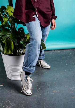 VINTAGE LEVI'S 518 BLUE MOM JEANS