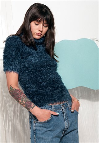 TURTLE NECK CROP TOP - 90S VINTAGE FLUFFY JUMPER